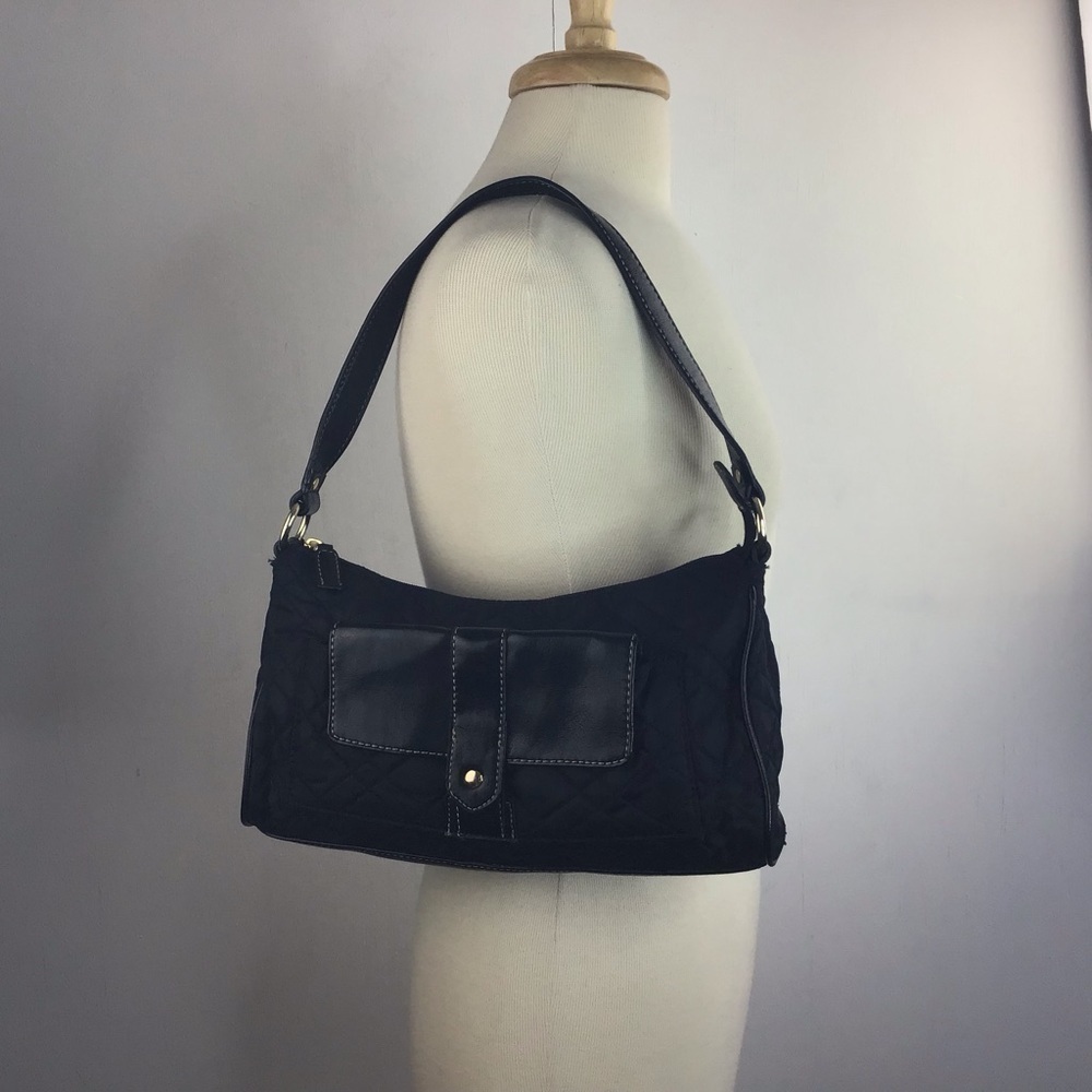 Vintage Villager A Liz Claiborne Company black quilted banquette bag